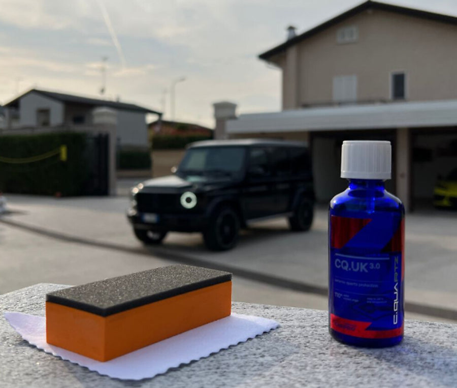 Protezione nano CQ.UK 3.0 con applicatore, Mercedes Classe G sullo sfondo